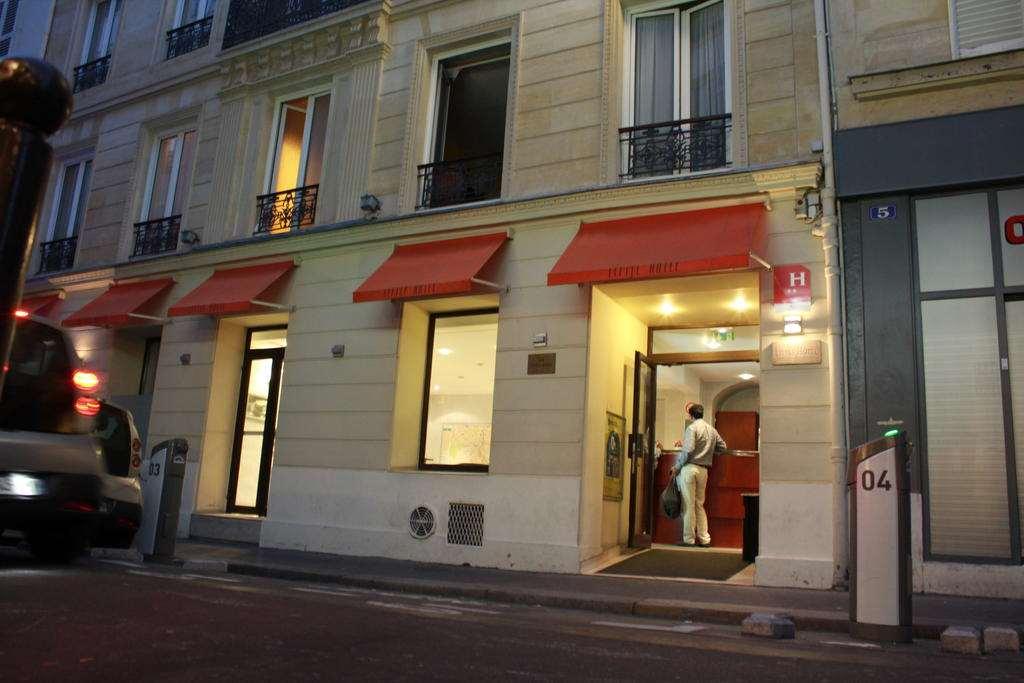 Little Hotel Paris Exterior photo